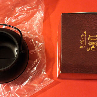 Magical-Replicas-Geek Gear Exclusive-Potions class - Draught of Living Death- Mini Cauldron Replica NEW in packaging